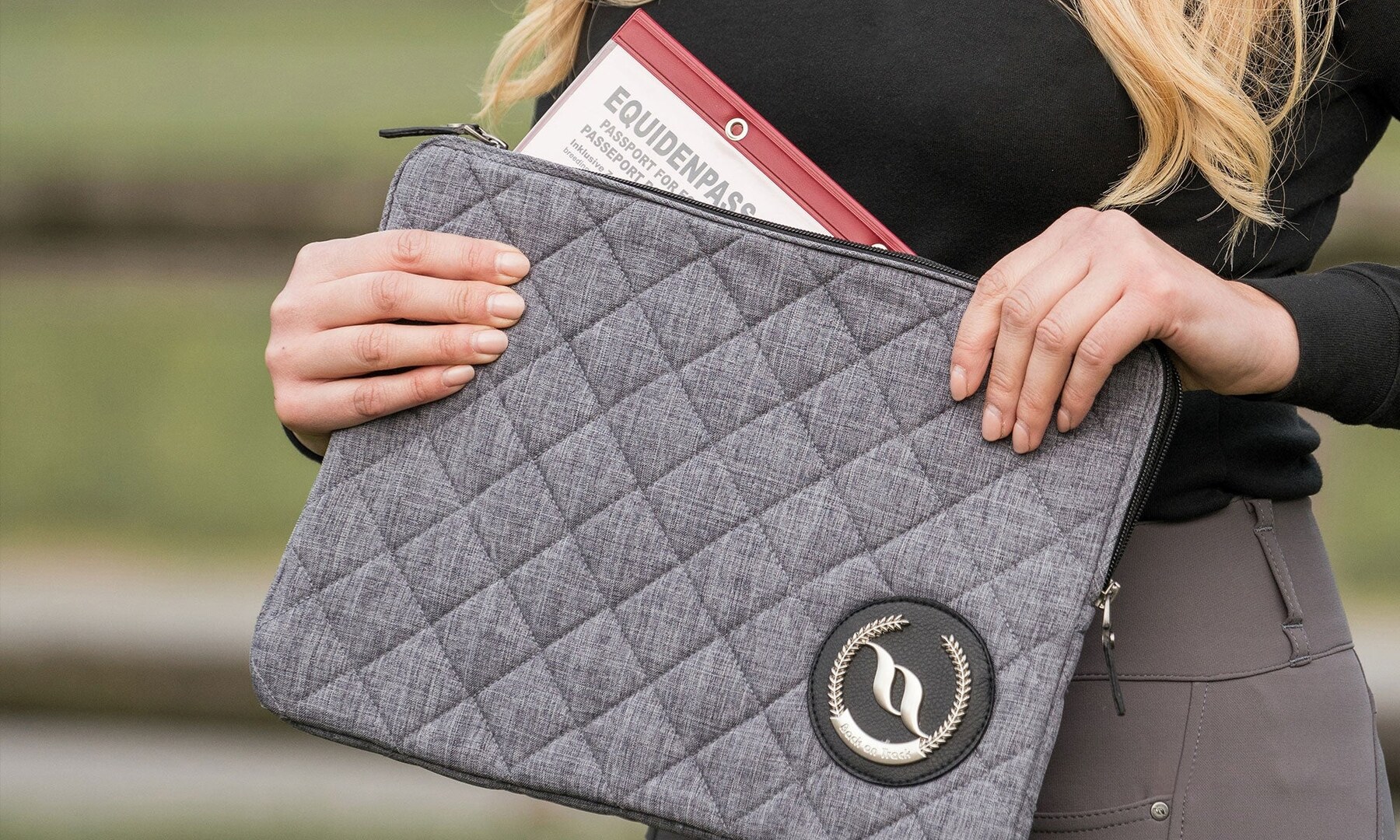 Taschen und Accessoires